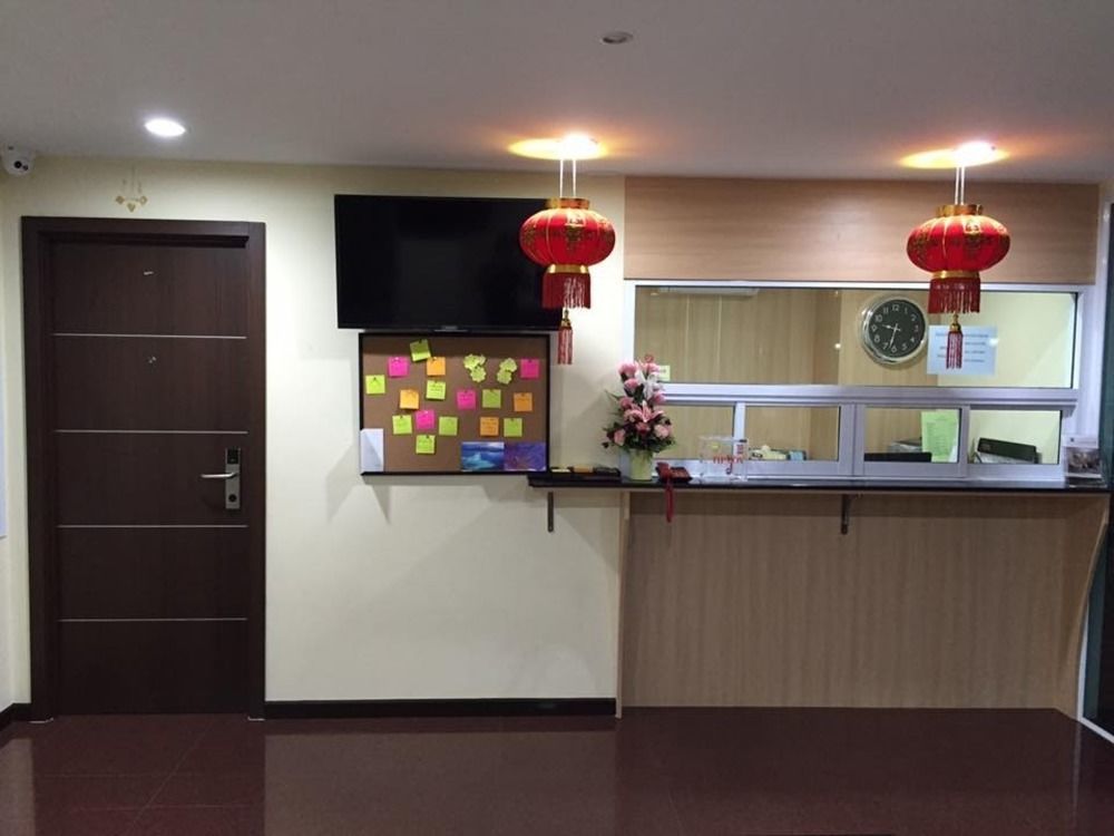 Aparthotel Modernbright Laemchabang Bang Lamung Exteriér fotografie