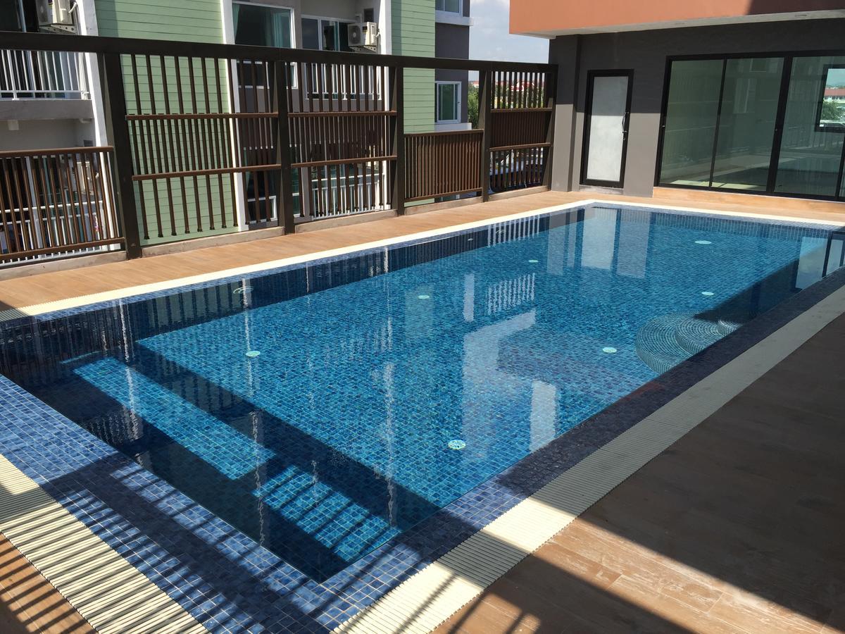 Aparthotel Modernbright Laemchabang Bang Lamung Exteriér fotografie