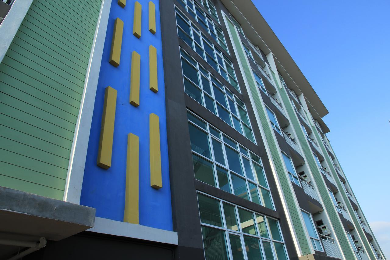Aparthotel Modernbright Laemchabang Bang Lamung Exteriér fotografie