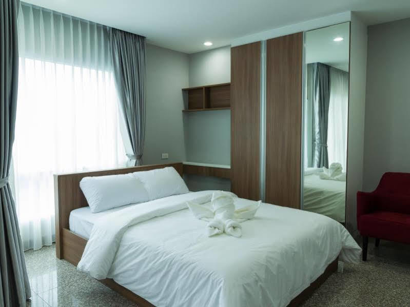 Aparthotel Modernbright Laemchabang Bang Lamung Exteriér fotografie