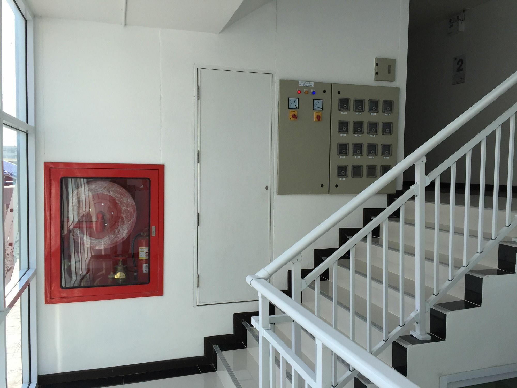 Aparthotel Modernbright Laemchabang Bang Lamung Exteriér fotografie
