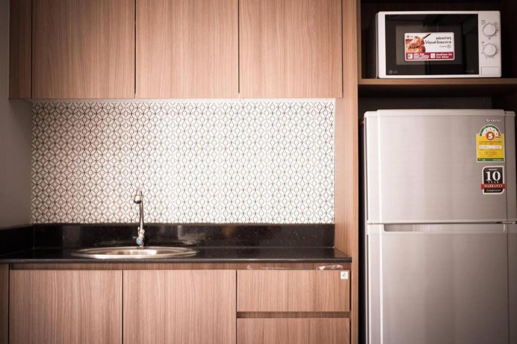 Aparthotel Modernbright Laemchabang Bang Lamung Exteriér fotografie